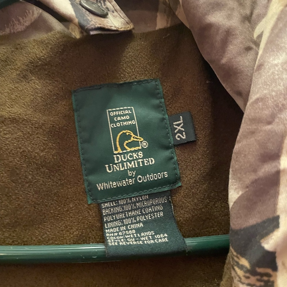 Ducks 🦆 Unlimited Camouflage Hooded Jacket - Picture 3 of 5